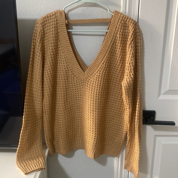 Forever 21 Sweaters - Brown knit oversized sweater
